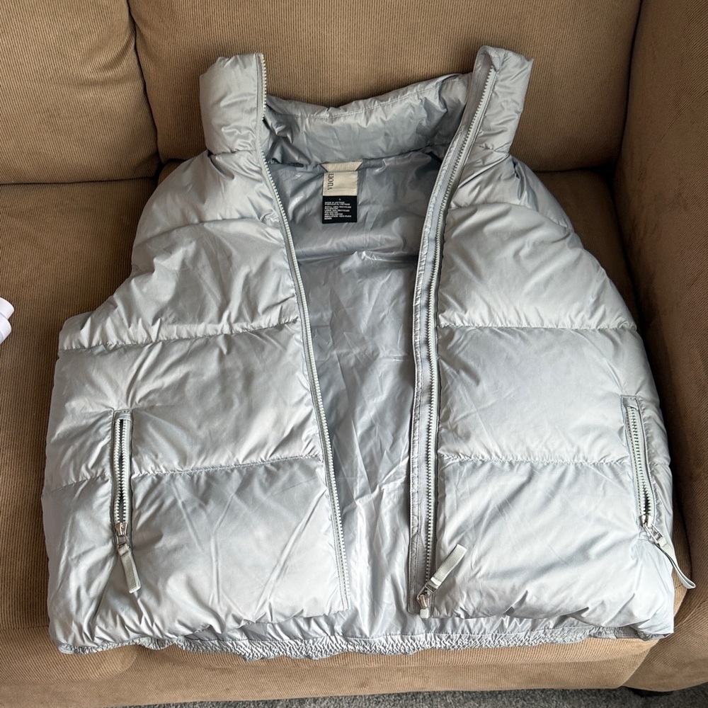 Vuori Silver Puffer Vest